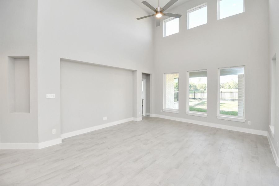 Example of completed home with similar floor plan. Colors and selections of completed home may vary. Example of completed home with similar floor plan. Colors and selections of completed home may vary.