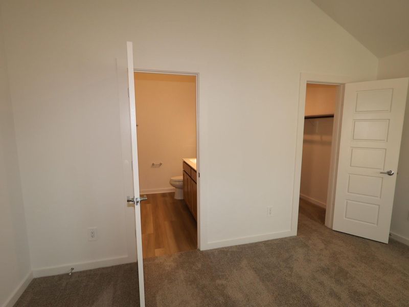 Spacious, unfurnished interior of a new home in Pinewood at Grand Texas, New Caney (Image 16).