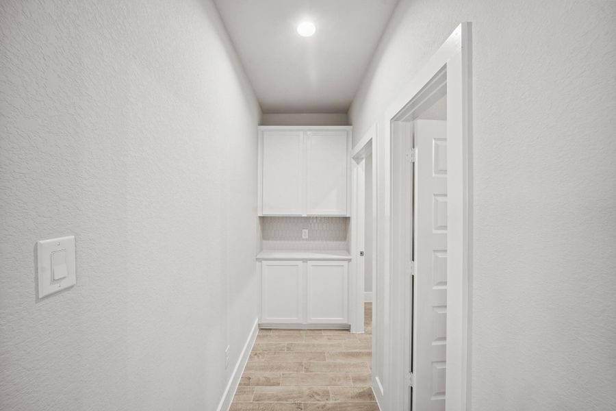 Spacious, unfurnished interior of a new home in Morton Creek Ranch, Katy (Image 18). Spacious, unfurnished interior of a new home in Morton Creek Ranch, Katy (Image 18).