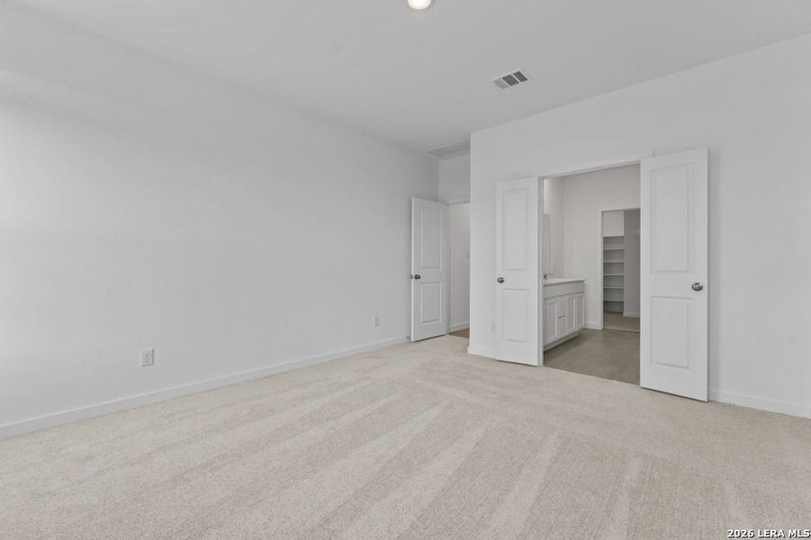 Spacious, unfurnished interior of a new home in Grace Gardens, San Antonio (Image 29). Spacious, unfurnished interior of a new home in Grace Gardens, San Antonio (Image 29).