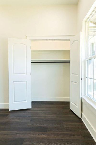 Spacious, unfurnished interior of a new home in , Henderson (Image 32).