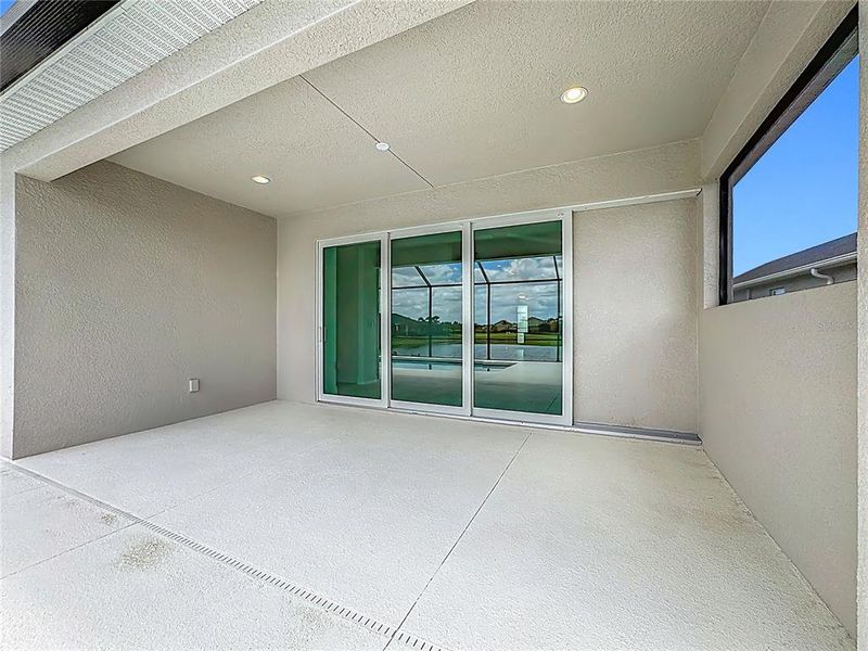 Exterior details and patio area of a home in , Parrish (Image 3).