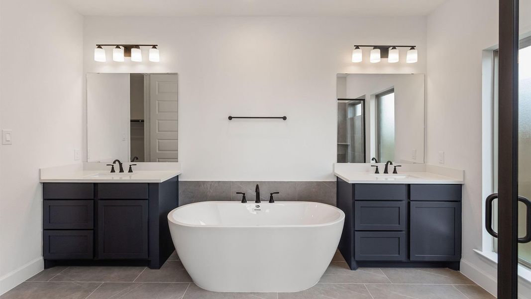 Furnished interior view inside a new home in Candela, Richmond (Image 7).