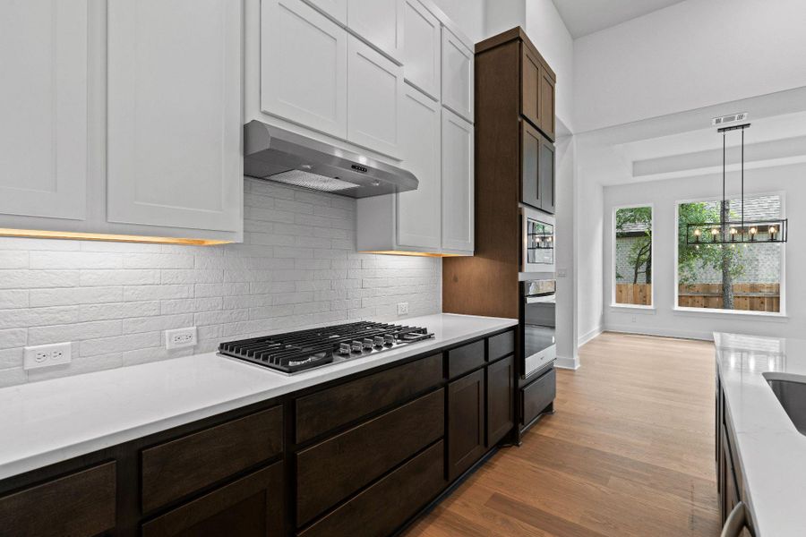 Stunning finishes in Light & Bright Kitchen