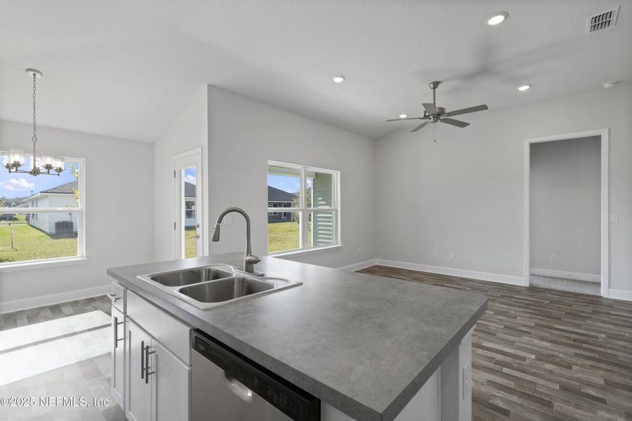 Furnished interior view inside a new home in Summerglen, Jacksonville (Image 10).