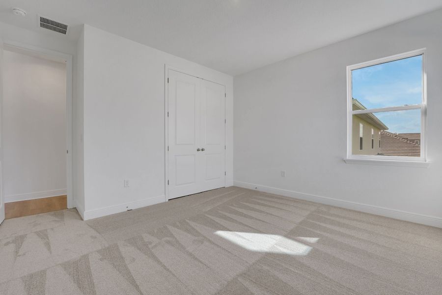 4br New Home in Windermere, FL.  - Slide 12