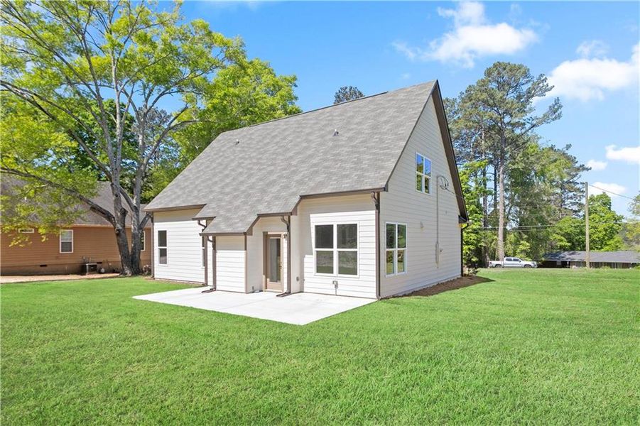 Exterior details and patio area of a home in , Conyers (Image 3).
