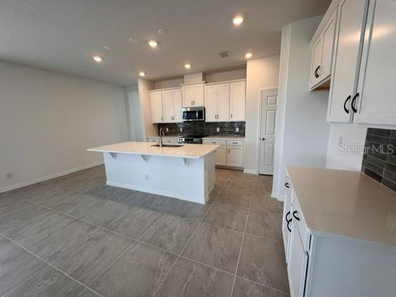 Furnished interior view inside a new home in Cypress Bluff, Groveland (Image 4).