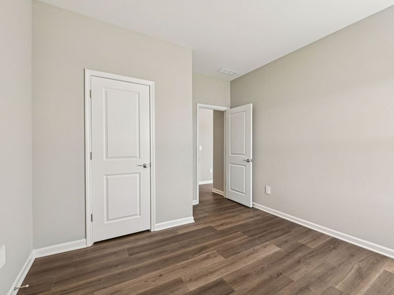 Spacious, unfurnished interior of a new home in Watkins Glen, Raleigh (Image 12). Spacious, unfurnished interior of a new home in Watkins Glen, Raleigh (Image 12).