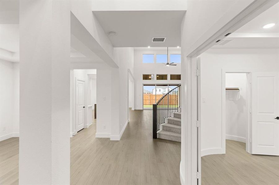 1743 Newport-Entry-2 1743 Newport-Entry-2