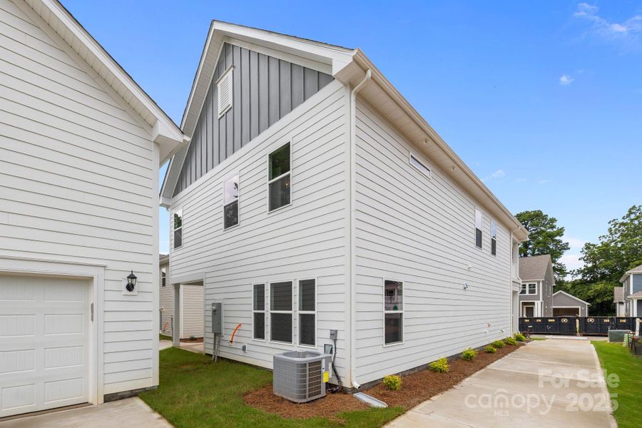 2 Car, rear, detached garage with finished bonus above. Includes full bath, wet bar with beverage fridge and walk in closet. 2 Car, rear, detached garage with finished bonus above. Includes full bath, wet bar with beverage fridge and walk in closet.