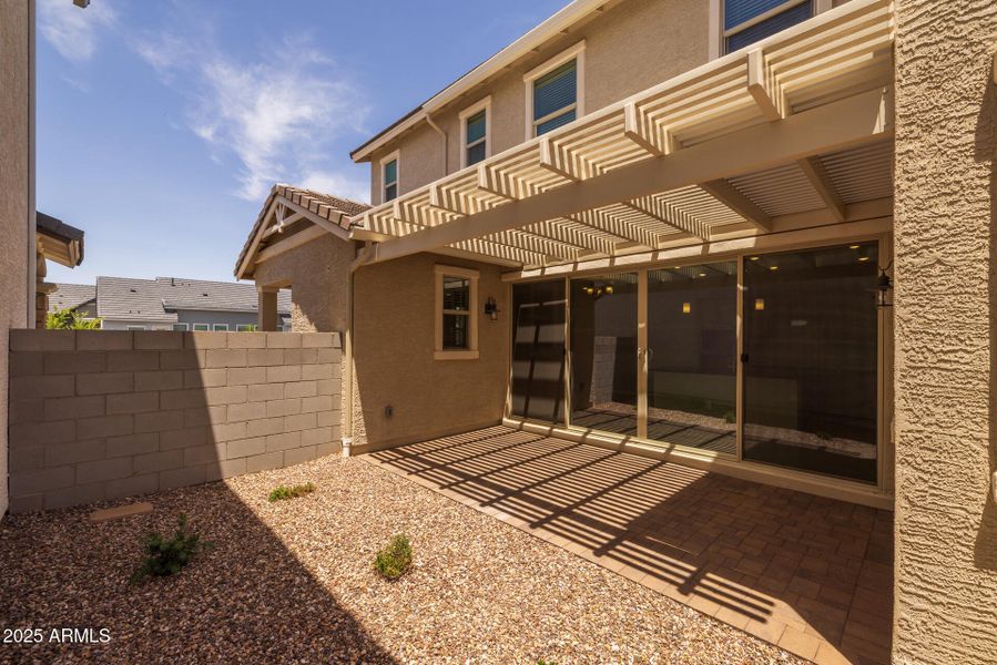 27)COURTYARD 27)COURTYARD