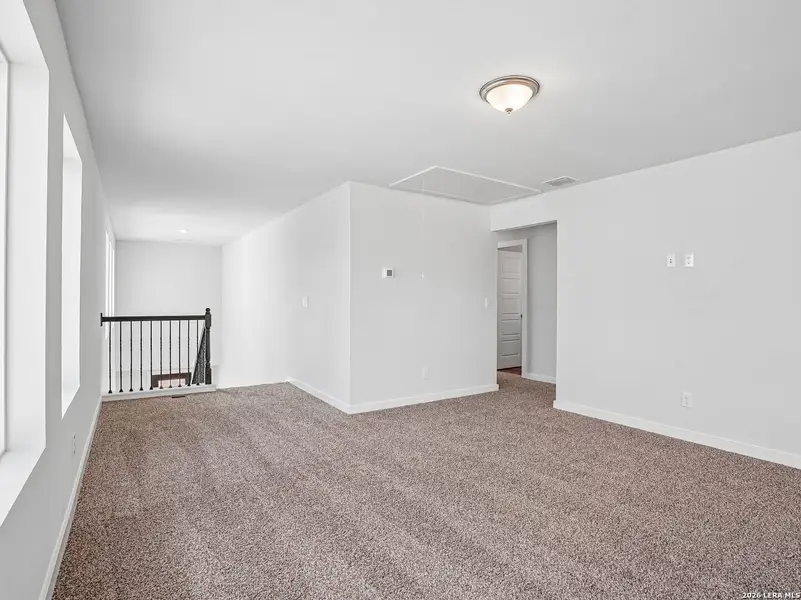 Spacious, unfurnished interior of a new home in , San Antonio (Image 26).