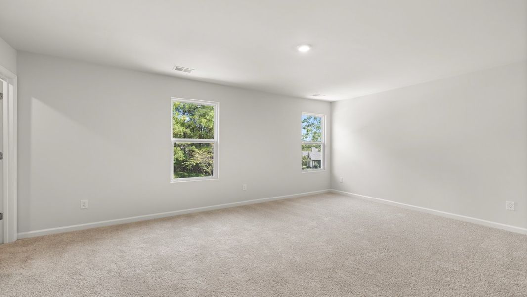 Representative unfurnished interior of a home built from the Salem by D.R. Horton in Sheffield Highlands, Dallas (Image 24).