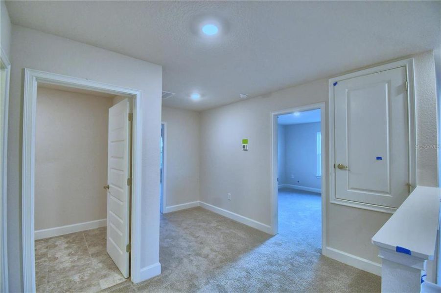 Spacious, unfurnished interior of a new home in Horse Creek at Crosswinds, Davenport (Image 29). Spacious, unfurnished interior of a new home in Horse Creek at Crosswinds, Davenport (Image 29).