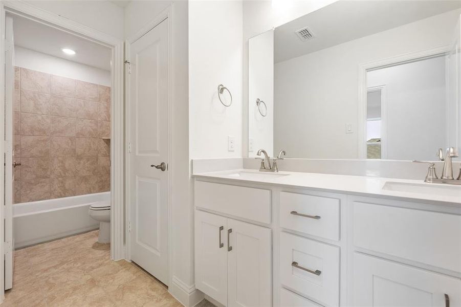 Furnished interior view inside a new home in Walden Pond, Forney (Image 13).