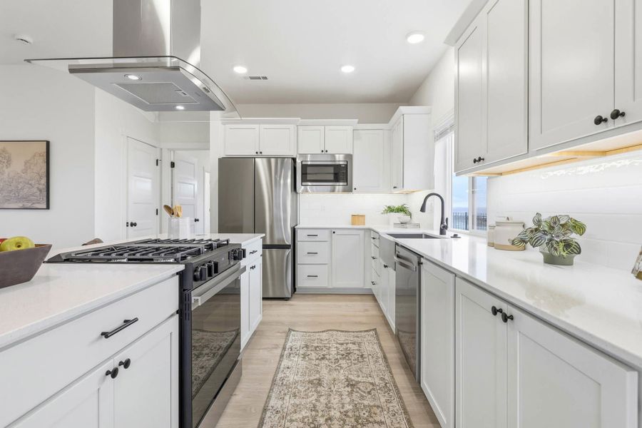 Furnished interior view inside a new home in Upland Meadows, Hermiston (Image 15).