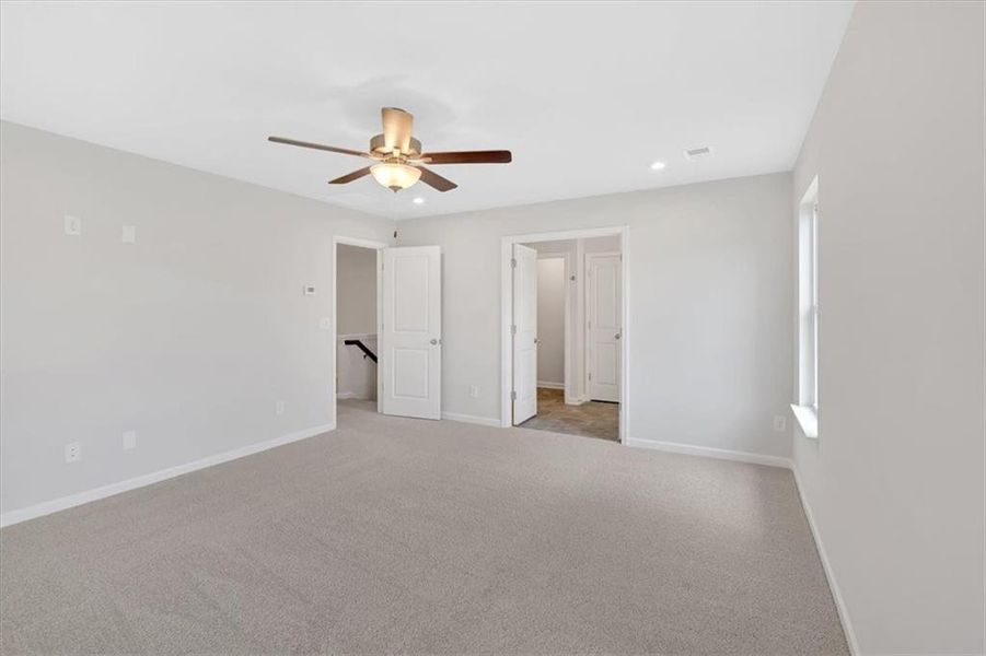 Spacious, unfurnished interior of a new home in Sweetlake Grove, Mableton (Image 18).