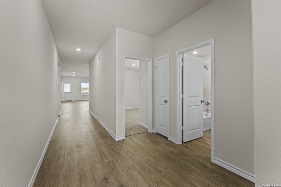 Spacious, unfurnished interior of a new home in Brookstone Creek, San Antonio (Image 14).
