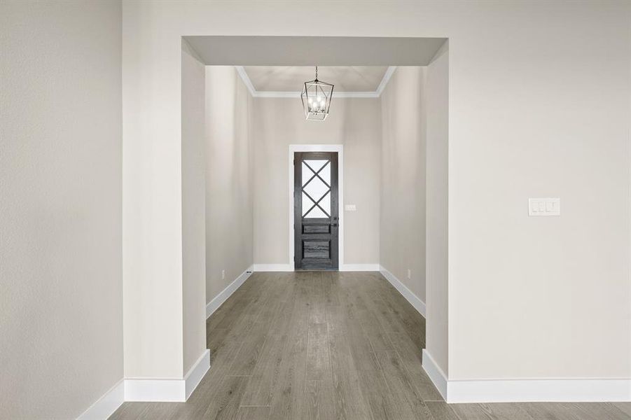 213 Bel Grand- Entry-1 213 Bel Grand- Entry-1