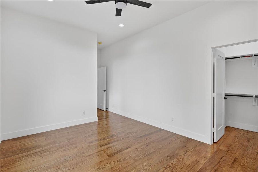 Spacious, unfurnished interior of a new home in , Dallas (Image 22).