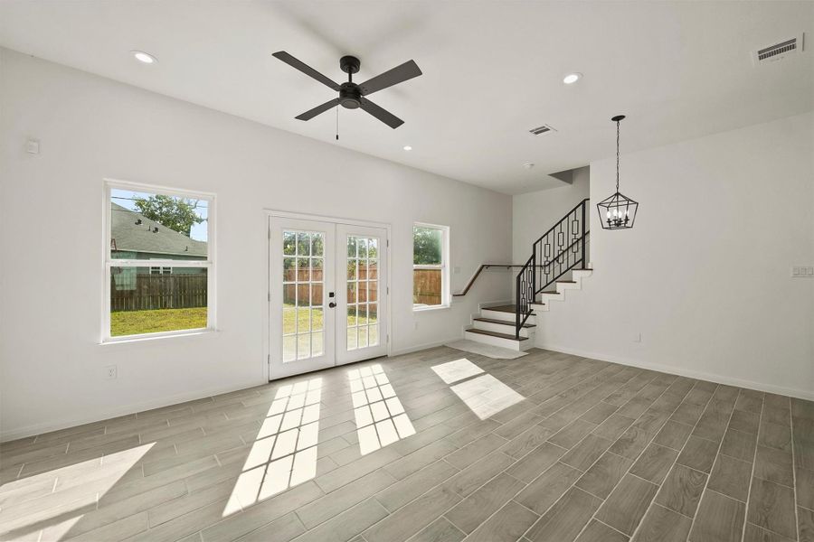 Spacious, unfurnished interior of a new home in , Houston (Image 25).