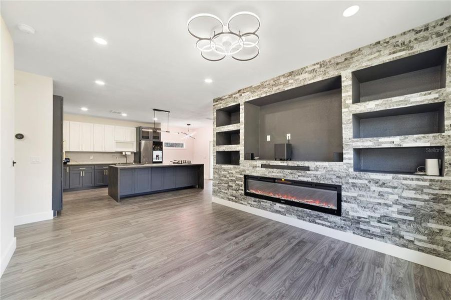 Furnished interior view inside a new home in , Orlando (Image 6).