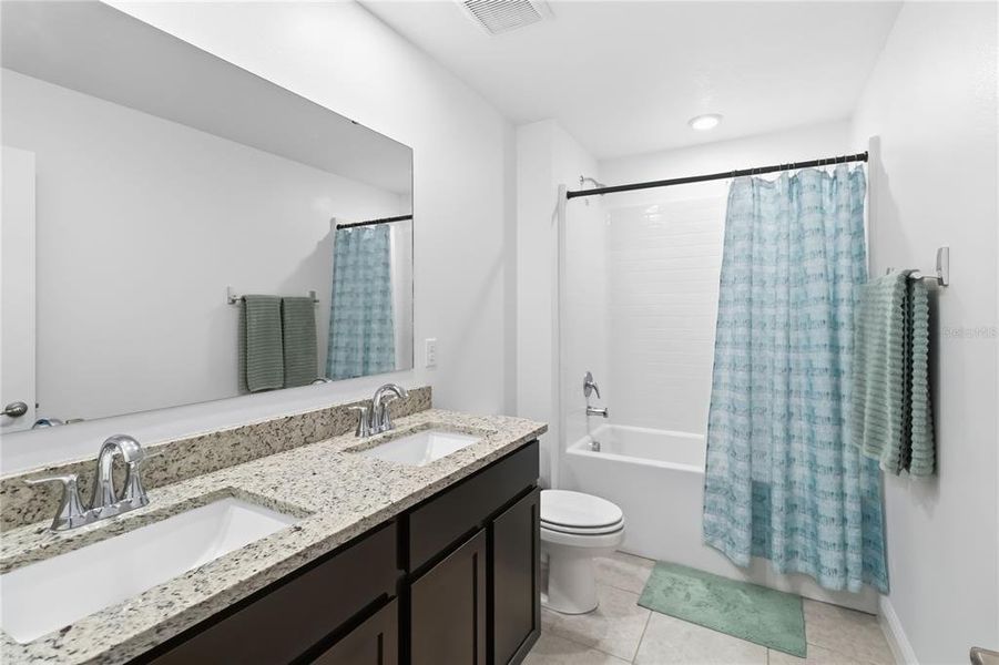 Furnished interior view inside a new home in , St. Cloud (Image 14).