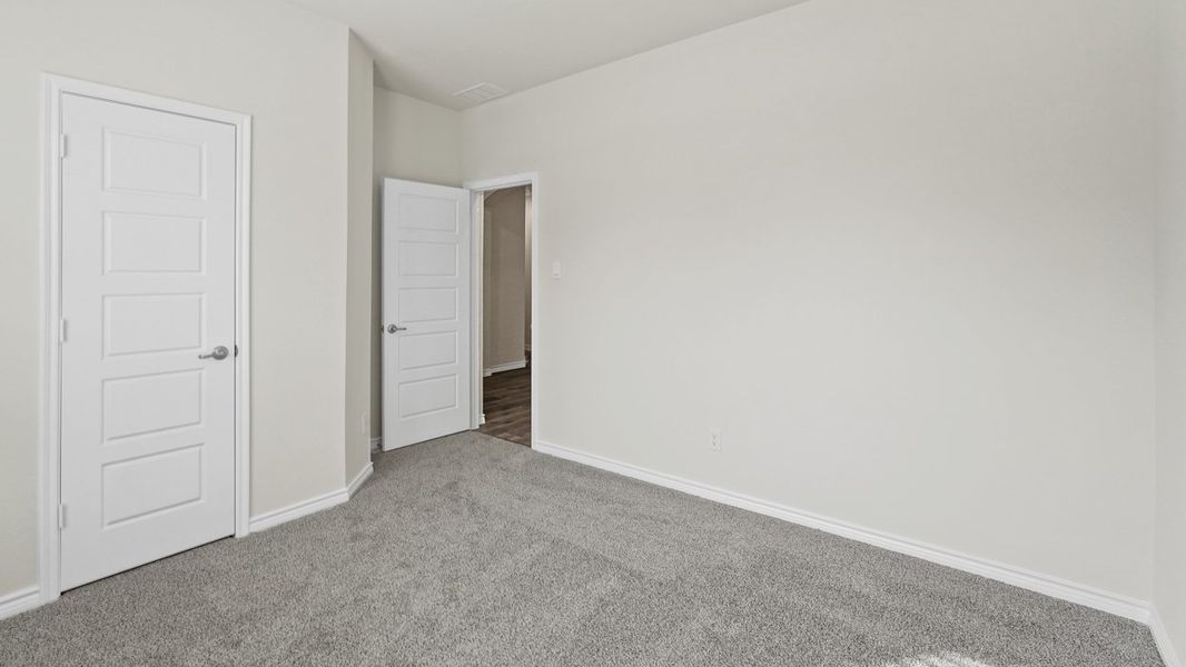 Spacious, unfurnished interior of a new home in Elevon, Lavon (Image 24).