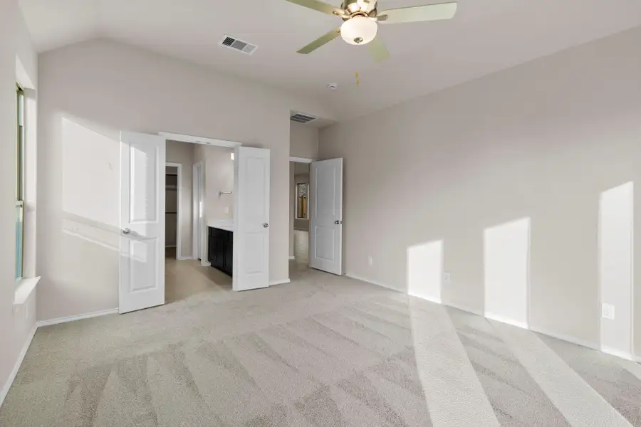 Spacious, unfurnished interior of a new home in The Trails, New Caney (Image 18). Spacious, unfurnished interior of a new home in The Trails, New Caney (Image 18).