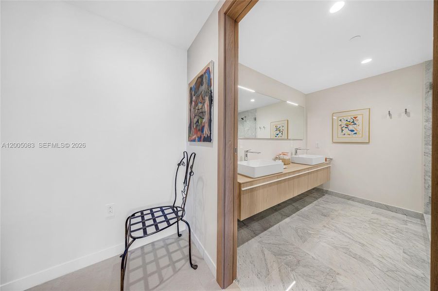 Furnished interior view inside a new home in Onda, Bay Harbor Islands (Image 6).
