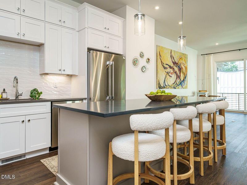 022-1280x960-kitchen