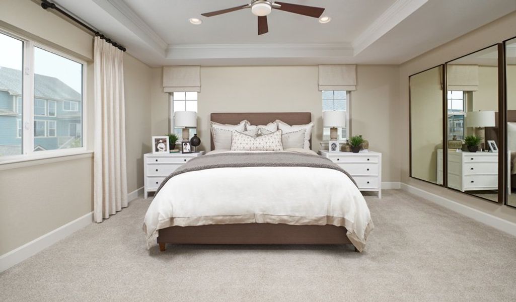 Yorktown-D725-BarefootLakes Owner's Bedroom