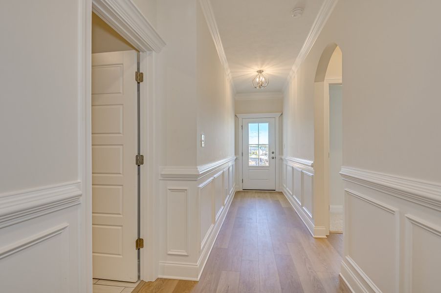 Spacious, unfurnished interior of a new home in The Sanctuary, Aiken (Image 21).