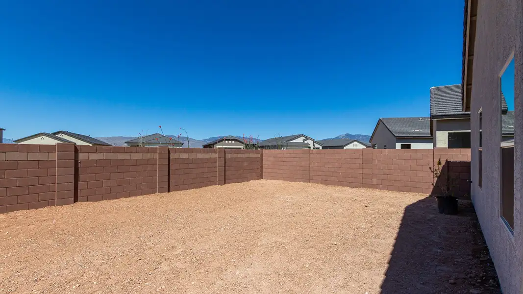 Exterior details and patio area of a home in Blackhawk, Tucson (Image 3).