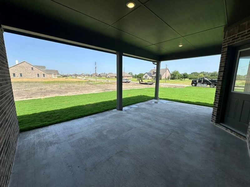Exterior details and patio area of a home in , Leonard (Image 4).