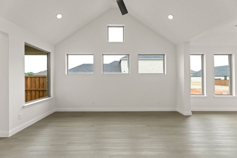 Representative unfurnished interior of a home built from the Stonegate by Pacesetter Homes in La Terra at Uptown Celina, Celina (Image 20).