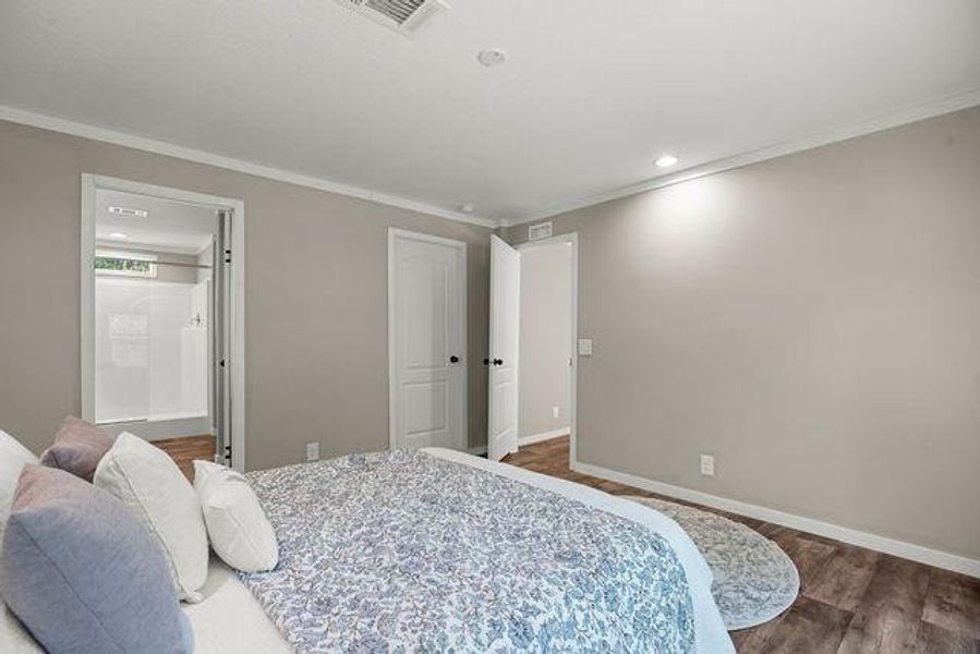 Furnished interior view inside a new home in , Clarkesville (Image 12).