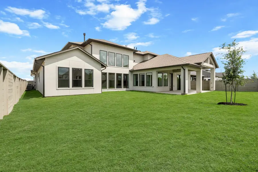 Exterior details and patio area of a home in Legacy, League City (Image 3).