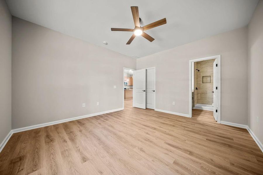 Spacious, unfurnished interior of a new home in , Cedartown (Image 20). Spacious, unfurnished interior of a new home in , Cedartown (Image 20).