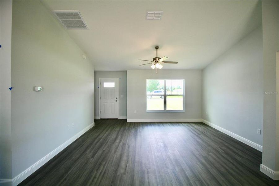 Spacious, unfurnished interior of a new home in , Ocala (Image 36).