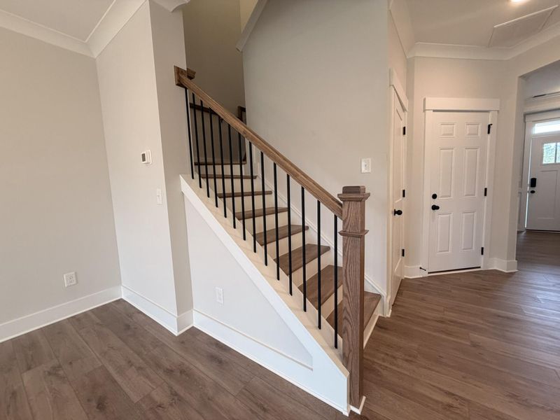 Spacious, unfurnished interior of a new home in Blythe Mill Townhomes, Waxhaw (Image 13).