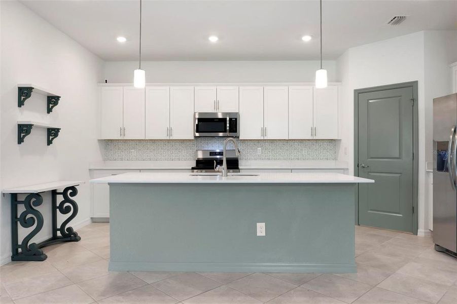 Furnished interior view inside a new home in , Venice (Image 14).