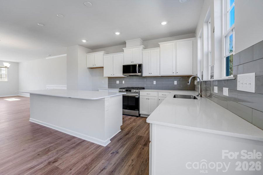 Furnished interior view inside a new home in Village of Waxhaw, Waxhaw (Image 29).