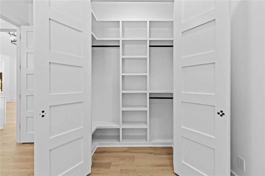 Image 70 of a home in .