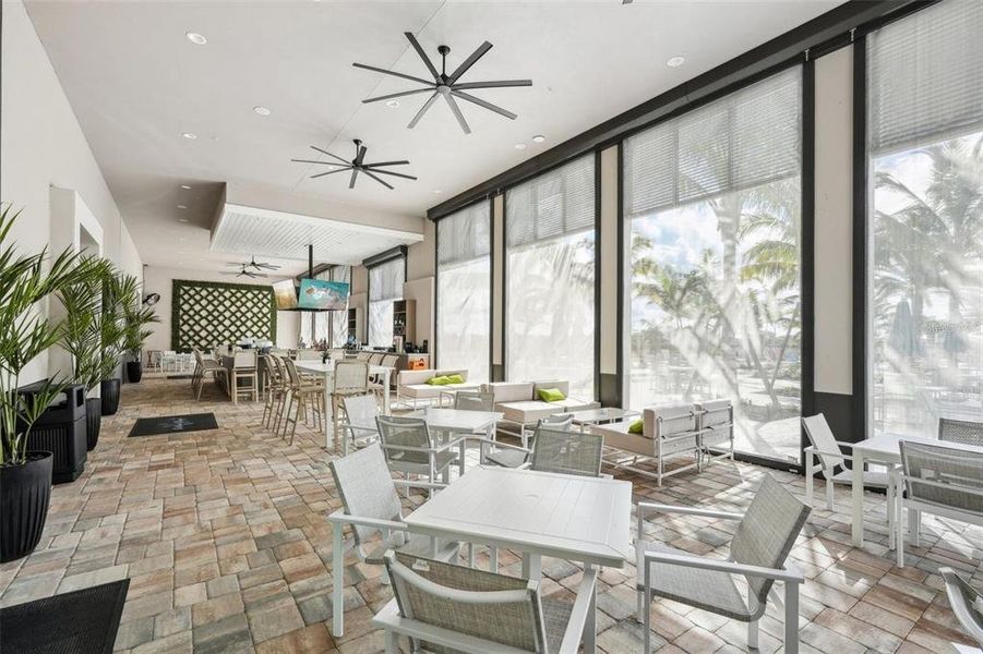 Community amenities in , Estero (Image 42).