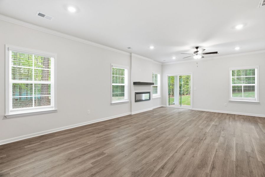 Spacious, unfurnished interior of a new home in Broadway Lake, Anderson (Image 17). Spacious, unfurnished interior of a new home in Broadway Lake, Anderson (Image 17).