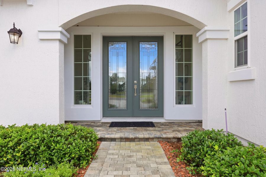 Exterior details and patio area of a home in Tamaya, Jacksonville (Image 3). Exterior details and patio area of a home in Tamaya, Jacksonville (Image 3).