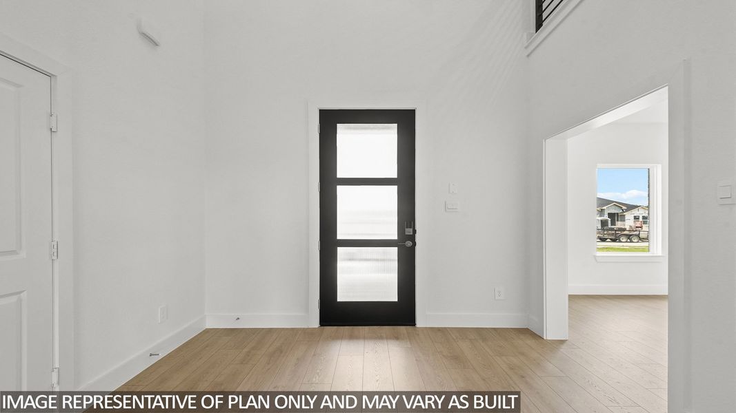 Representative unfurnished interior of a home built from the E60E by D.R. Horton in Riverside Estates, Mont Belvieu (Image 10).