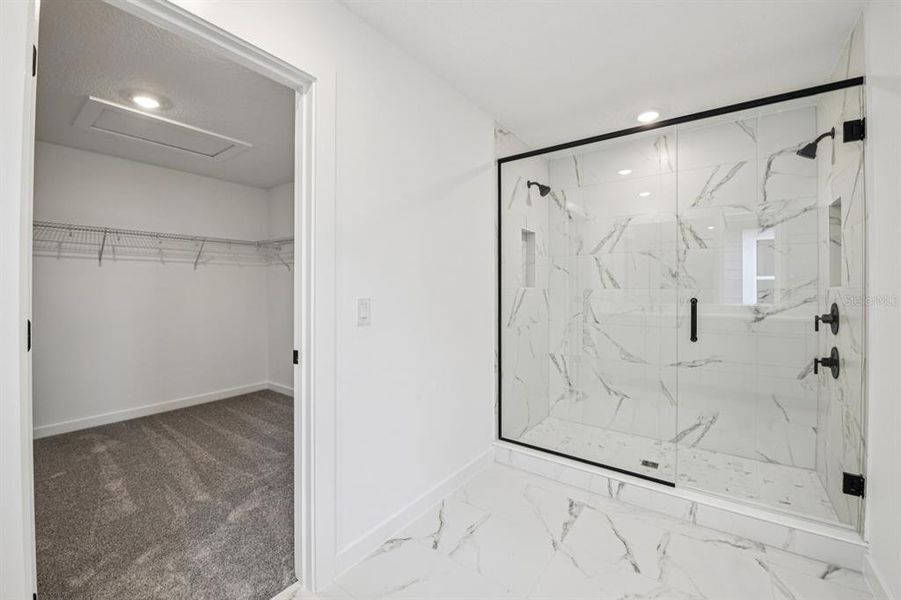 Spacious, unfurnished interior of a new home in Northlake Traditional, Winter Garden (Image 44). Spacious, unfurnished interior of a new home in Northlake Traditional, Winter Garden (Image 44).